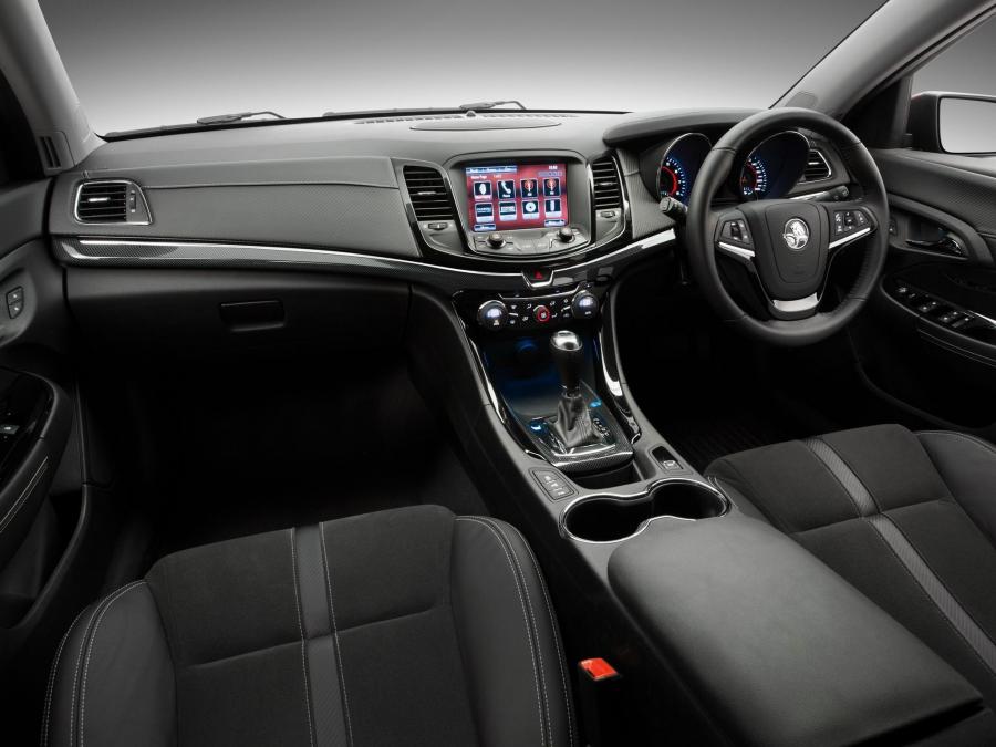  Holden Commodore SV6 Sportwagon 2013 года  (фото 2 из 7)